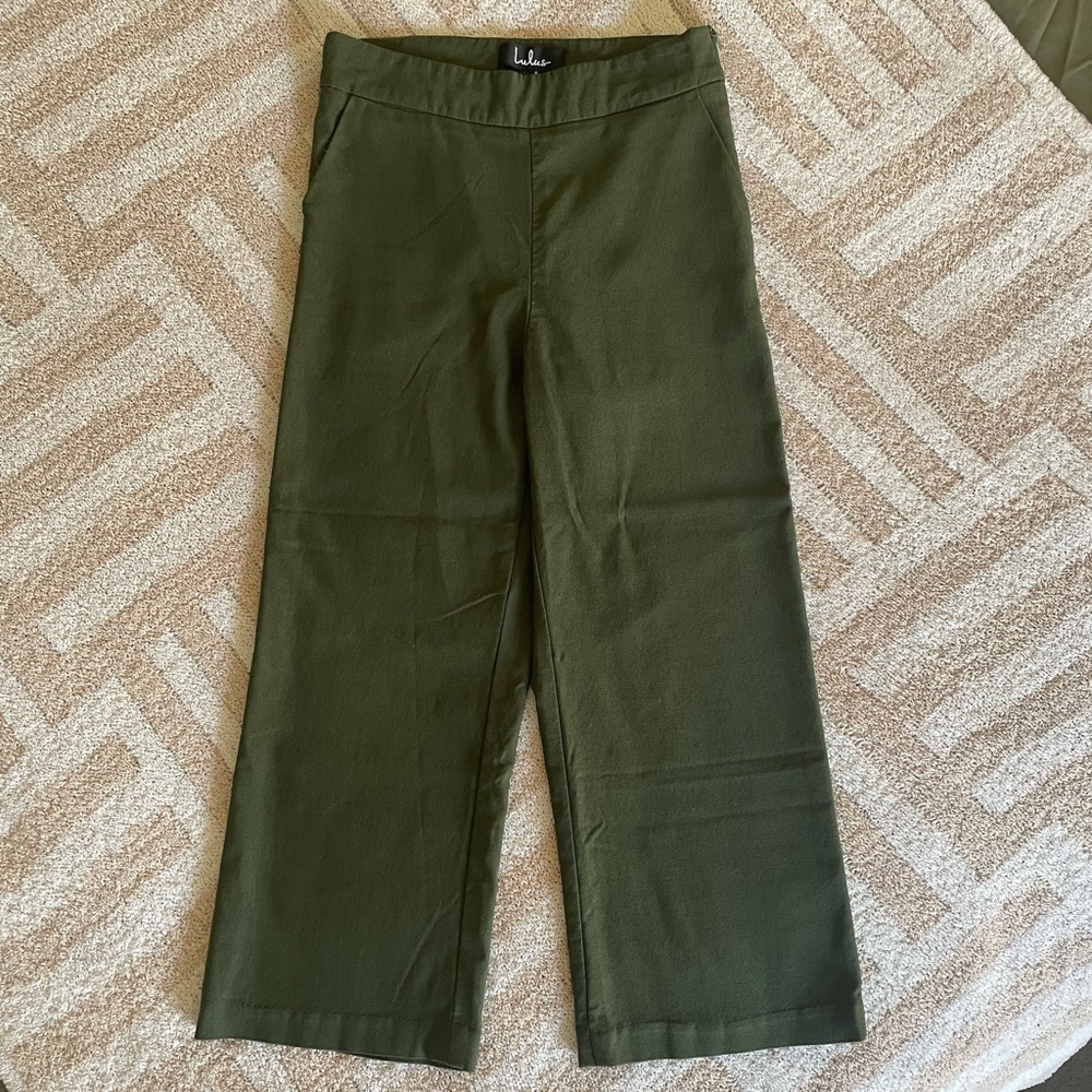 Lulu's Olive Green Women’s Cropped Trouser Pants | Size Small